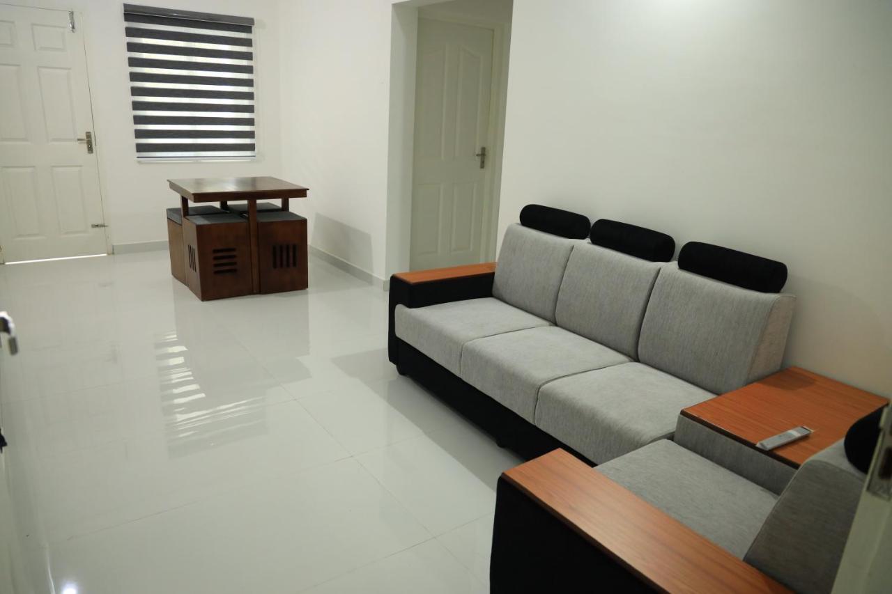 Yelza Hotel And Residence Alwaye 外观 照片