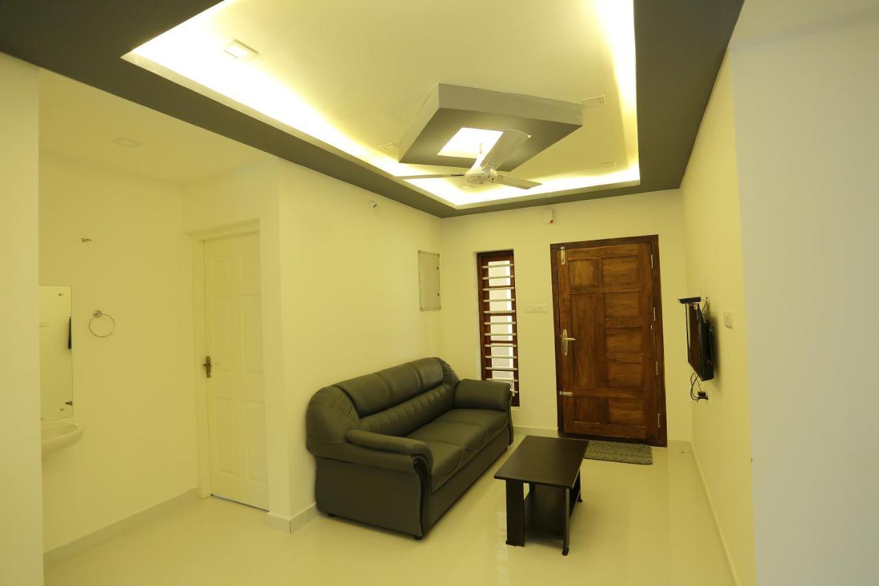 Yelza Hotel And Residence Alwaye 外观 照片